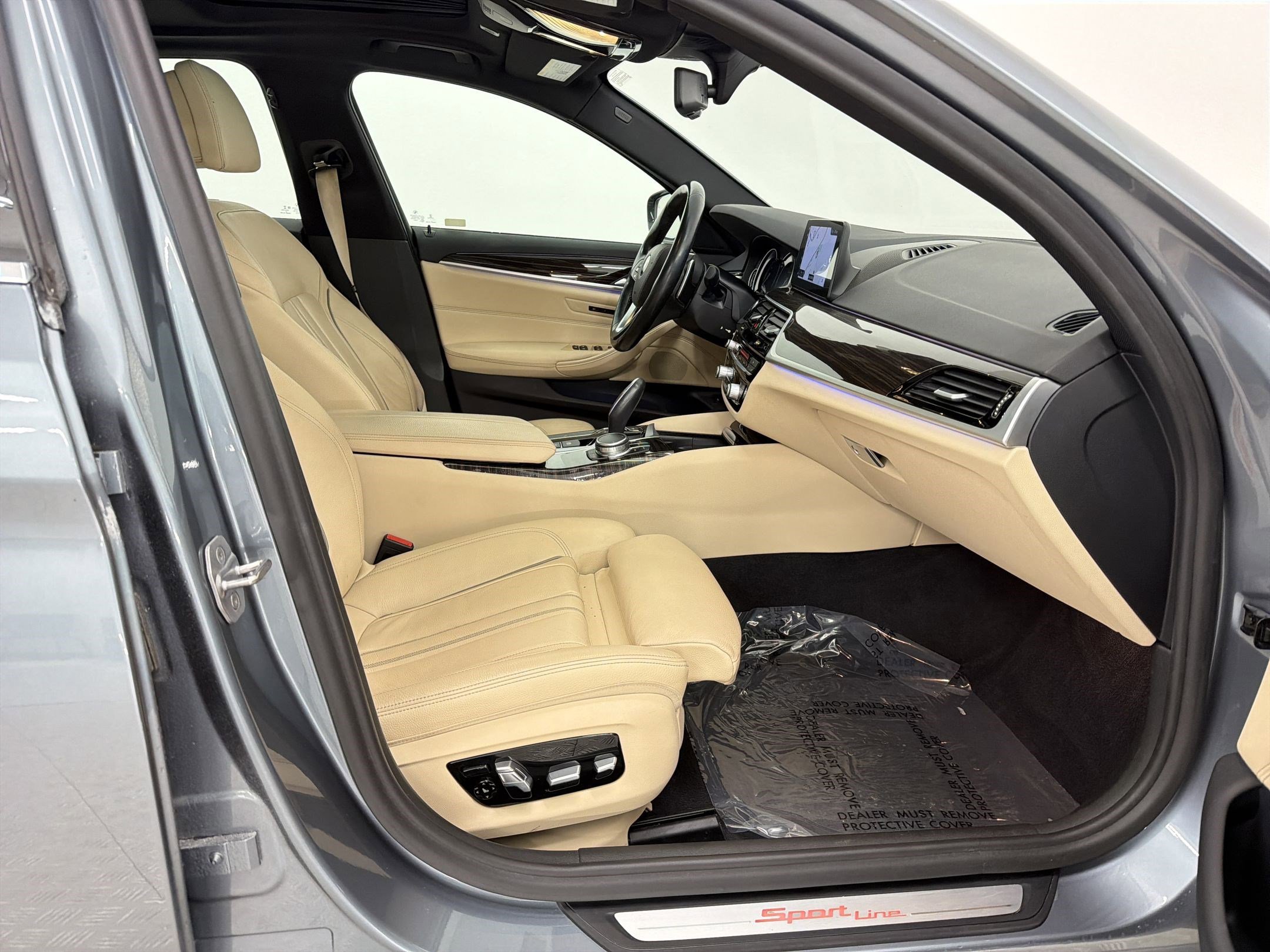 Used 2018 BMW 540i RWD image 27
