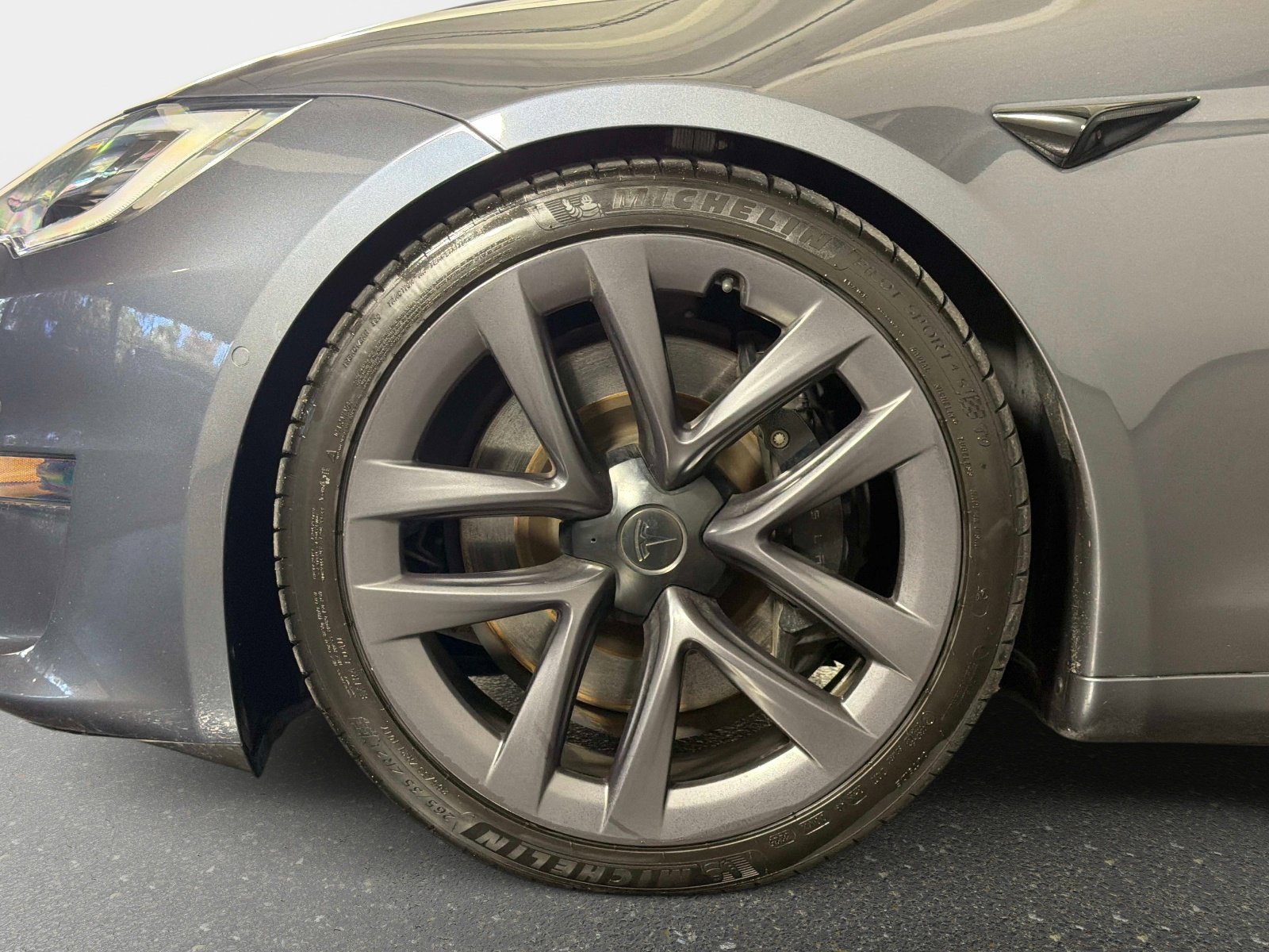 Used 2021 Tesla Model S Plaid AWD/4WD image 11