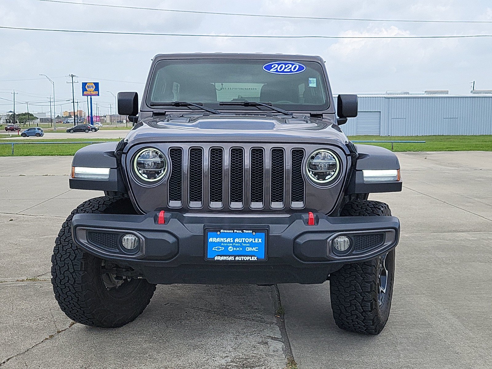 Used 2020 Jeep Wrangler Unlimited Rubicon w/ LED Lighting Group AWD/4WD image 2