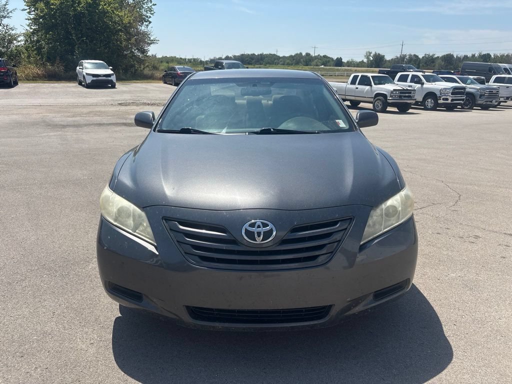 Used 2009 Toyota Camry LE FWD image 11