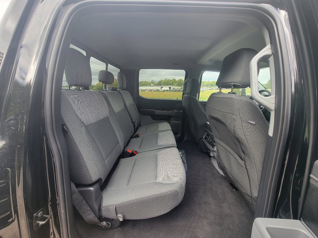 New 2026 Ford F350 XLT image 32