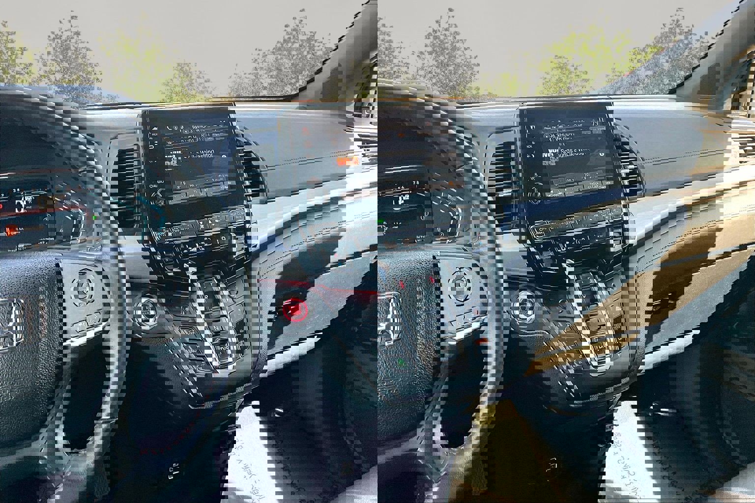 Used 2023 Honda Odyssey Sport image 6