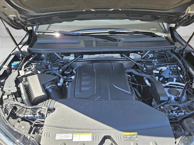 Used 2025 Audi Q5 Premium w/ Convenience Package AWD/4WD image 26