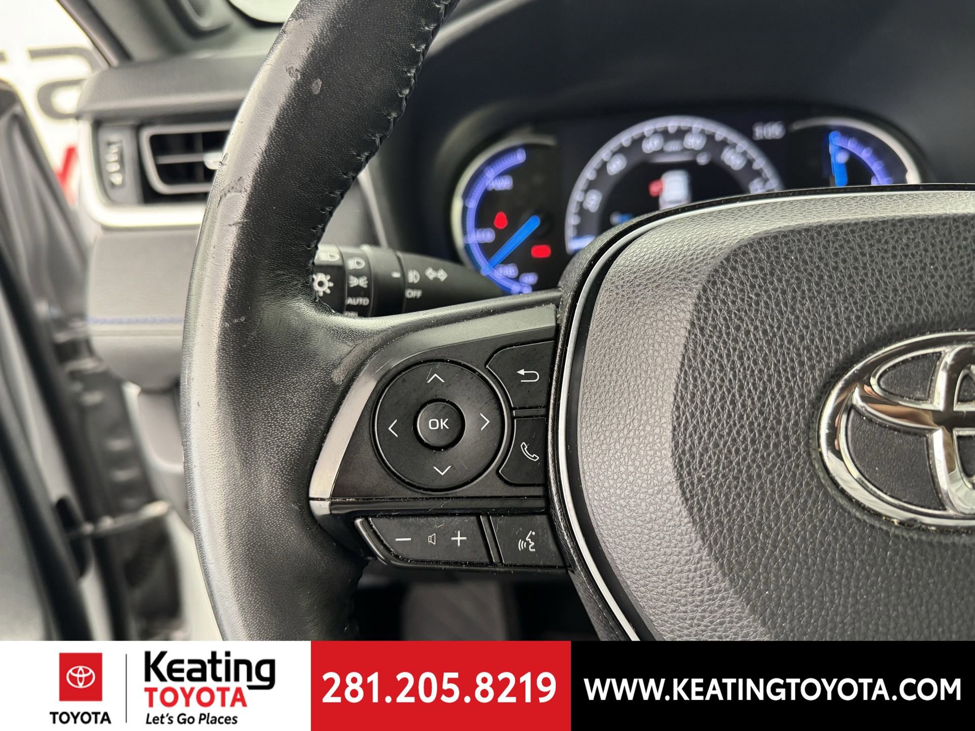 Used 2019 Toyota RAV4 XSE AWD/4WD image 26