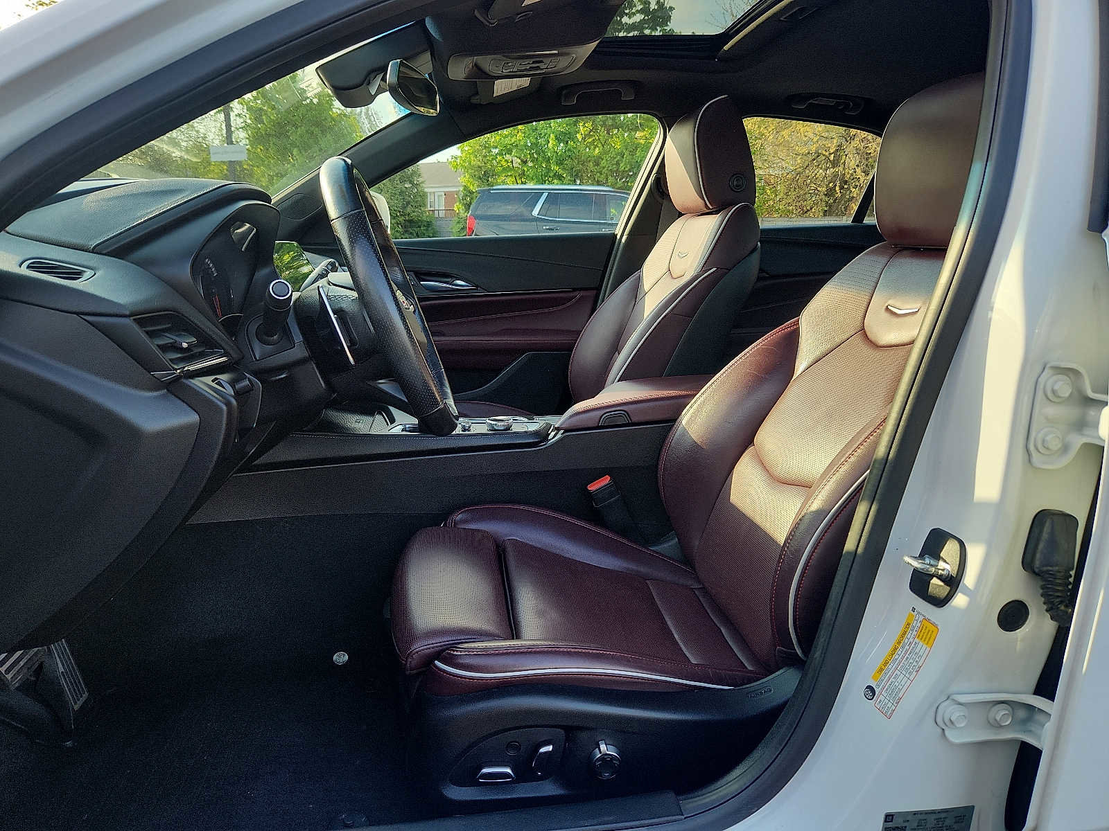 Used 2021 Cadillac CT4 V w/ Climate Package AWD/4WD image 13