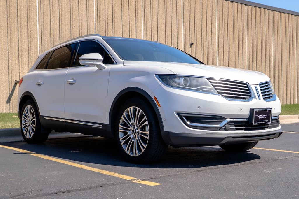 Used 2018 Lincoln MKX Reserve w/ Driver Assistance Package image 2