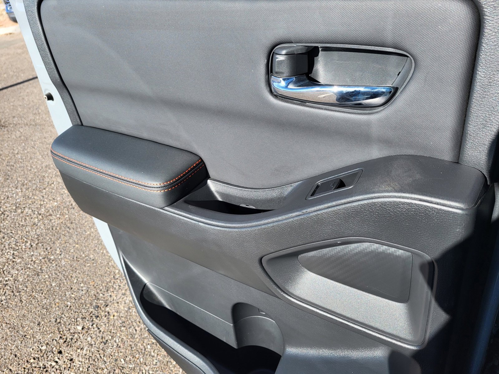 Used 2024 Nissan Frontier PRO-4X w/ Off-Road Protection Package image 19