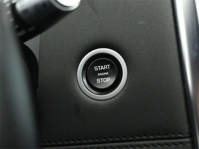 Used 2021 Land Rover Discovery Sport SE image 34