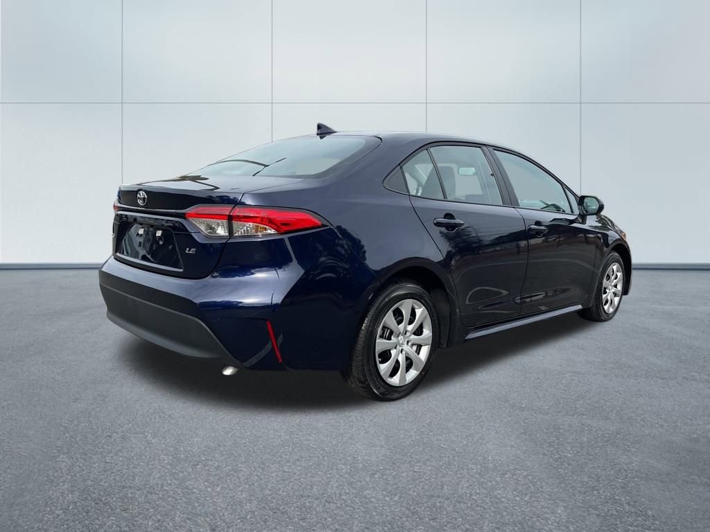 Used 2026 Toyota Corolla LE image 5