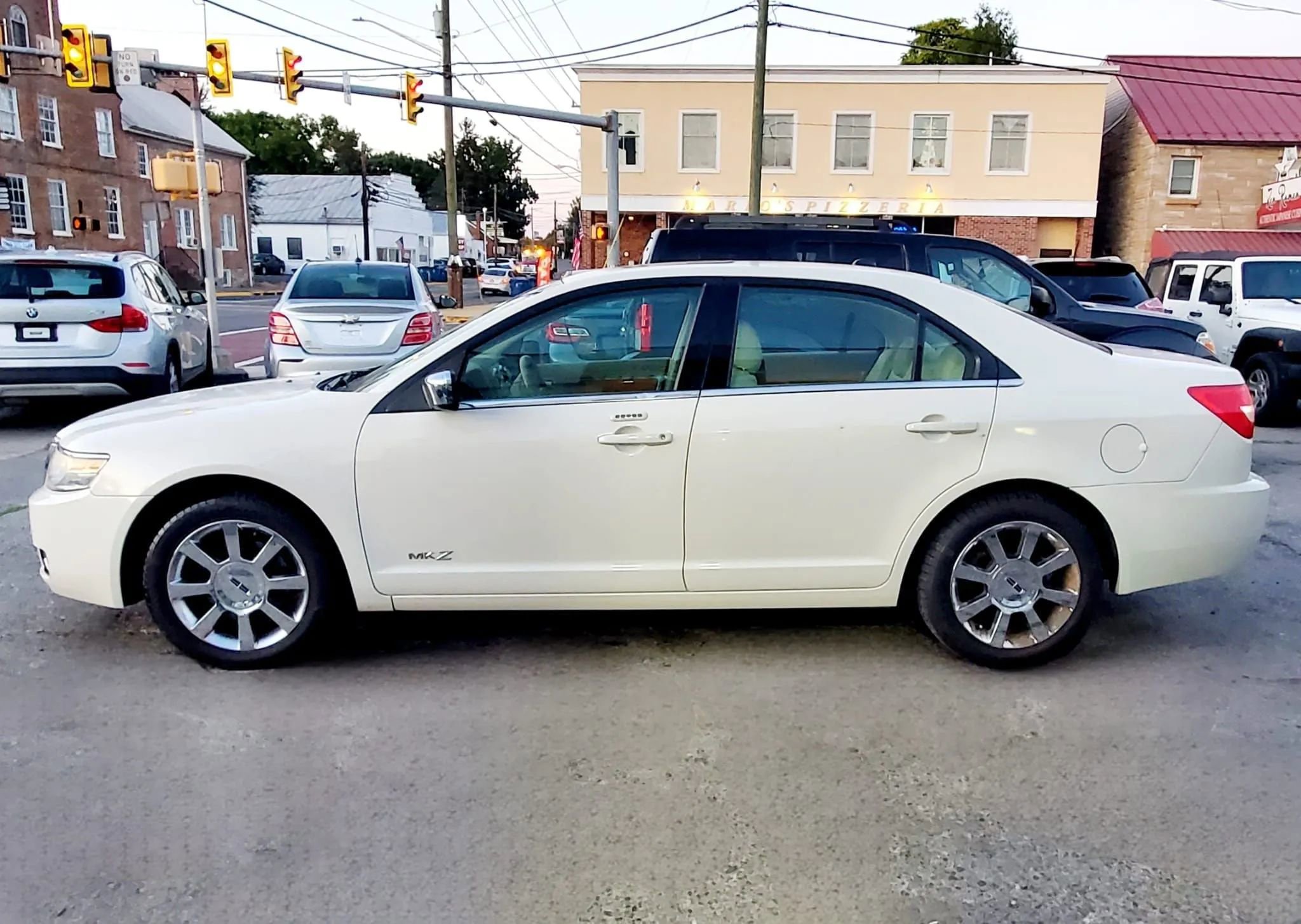 Used 2008 Lincoln MKZ AWD image 2