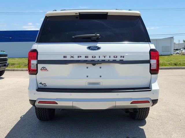 Certified 2024 Ford Expedition Timberline image 5