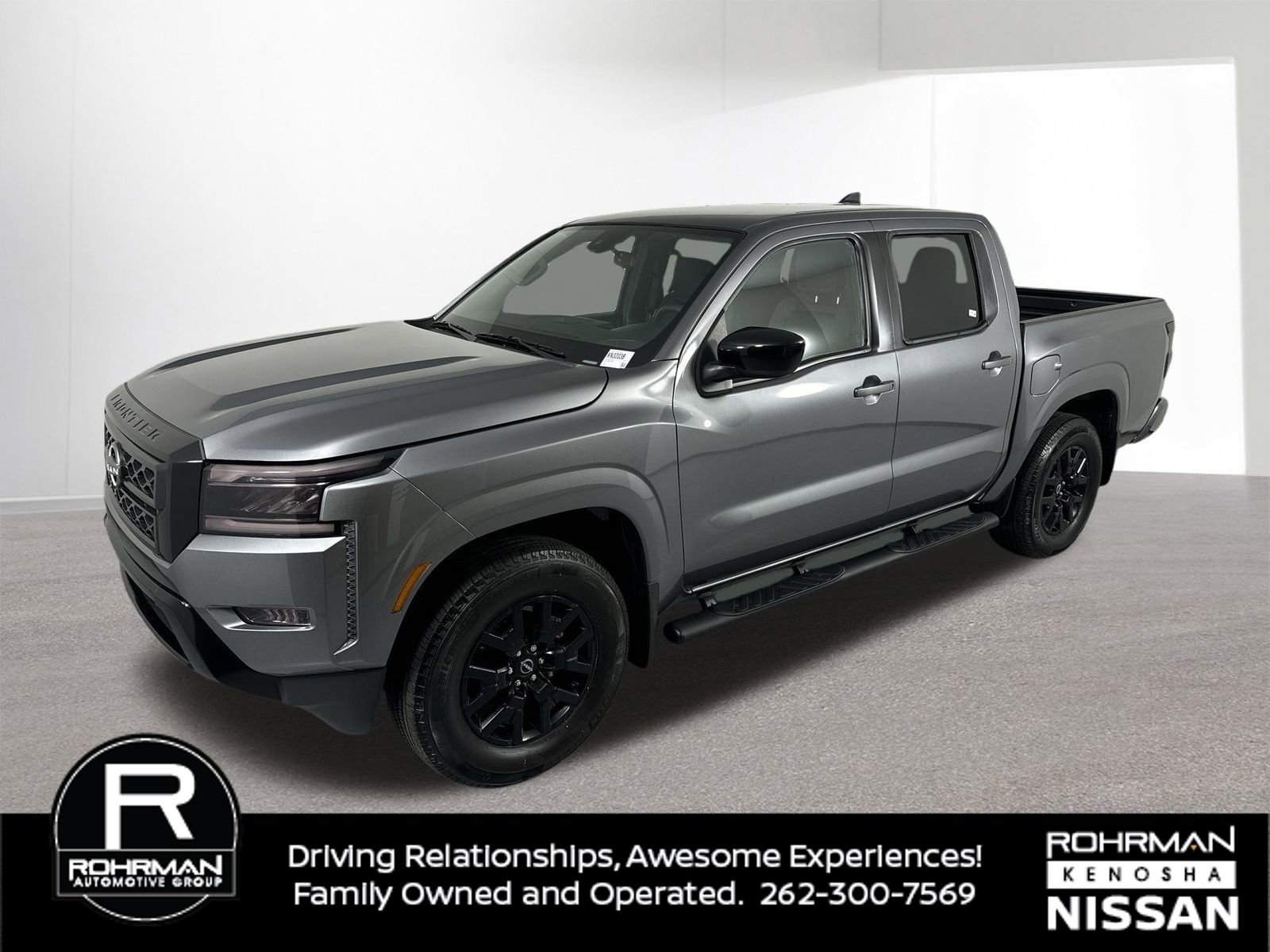 Certified 2023 Nissan Frontier SV w/ Midnight Edition Package image 2