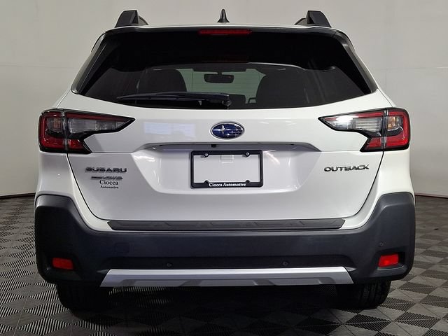 Used 2023 Subaru Outback Limited AWD/4WD image 8
