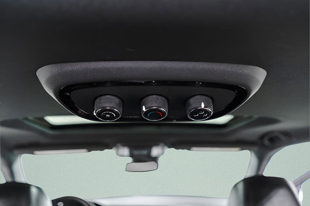 Used 2025 Dodge Durango R/T image 35