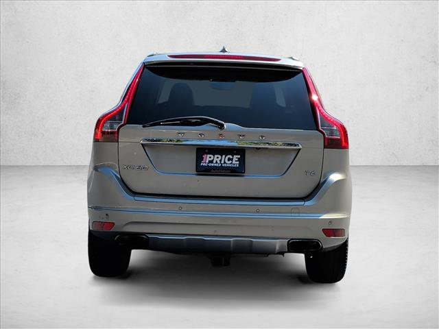 Used 2015 Volvo XC60 T6 w/ Proximity Package FWD image 6