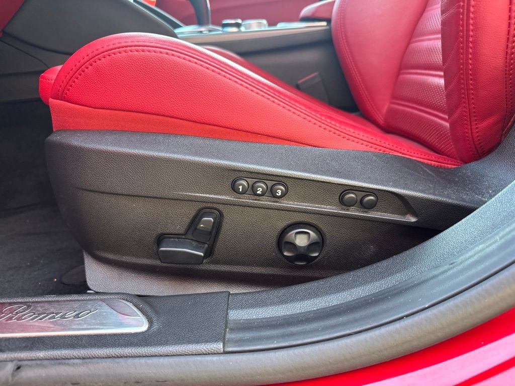 Used 2021 Alfa Romeo Giulia Ti Sport AWD/4WD image 30