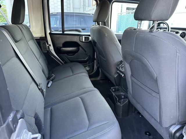 Used 2018 Jeep Wrangler Unlimited Sport S AWD/4WD image 14