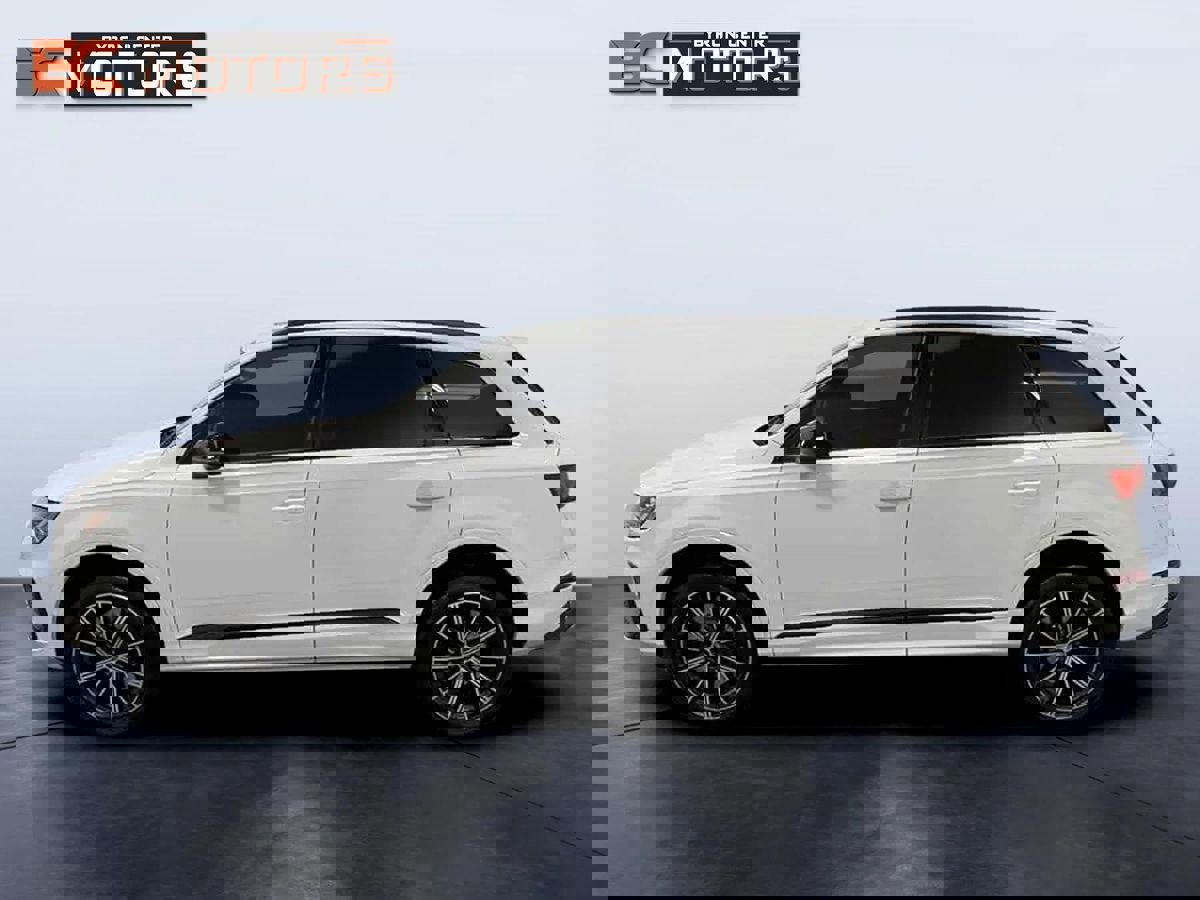 Used 2021 Audi SQ7 Premium Plus w/ Driver Assistance Package image 5