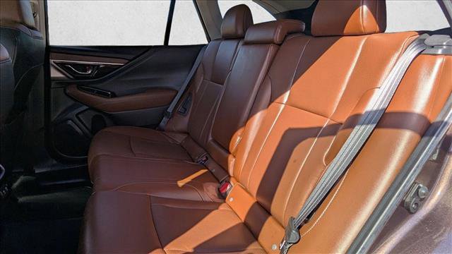 Used 2020 Subaru Outback Touring w/ Popular Package #2 image 27