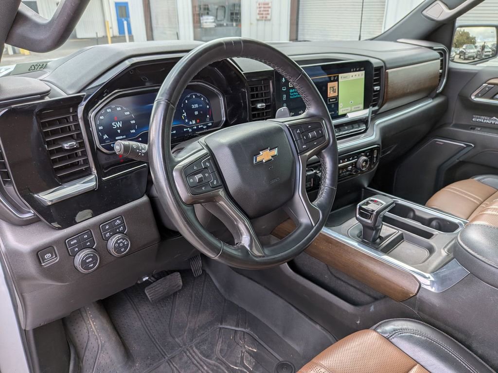 Used 2024 Chevrolet Silverado 1500 High Country image 30