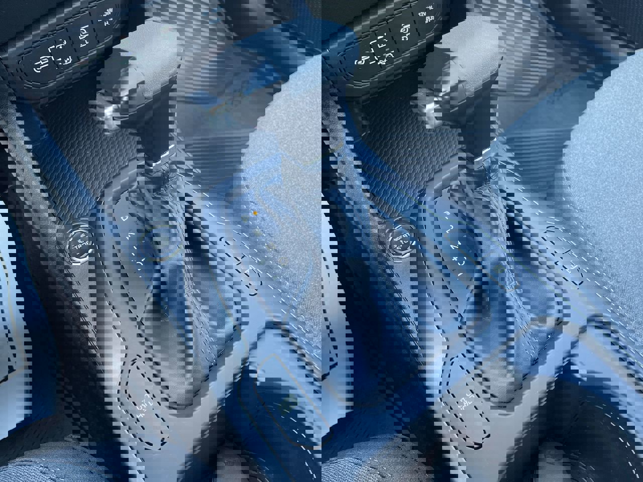 Certified 2025 Kia K4 LXS FWD image 14