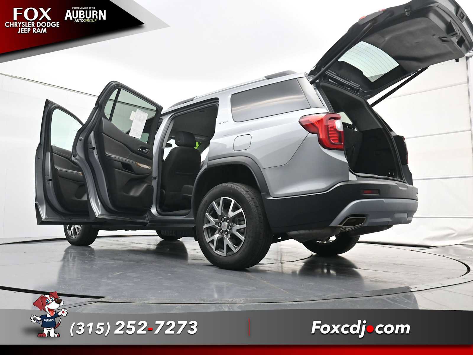 Used 2023 GMC Acadia SLE w/ Driver Convenience Package image 33