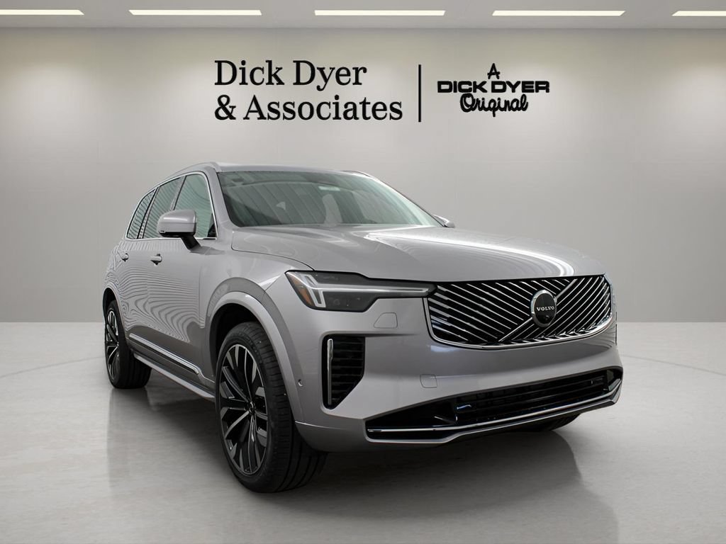 Certified 2026 Volvo XC90 B6 Plus w/ Protection Package Premier