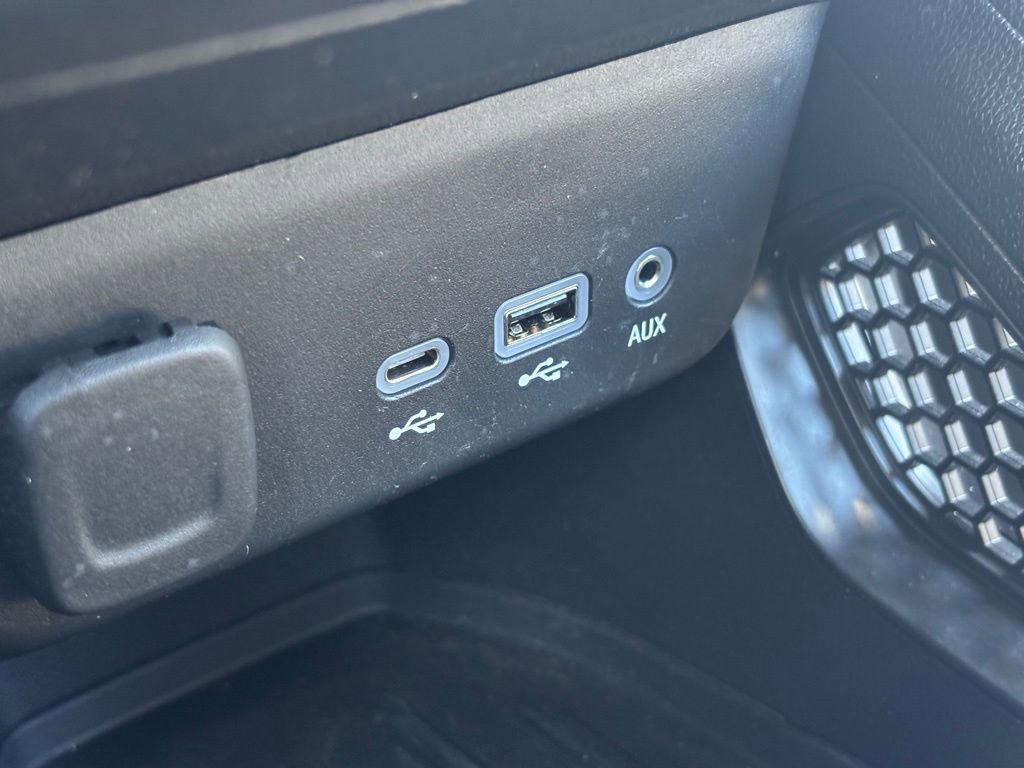 Used 2023 Chevrolet TrailBlazer LT w/ Convenience Package image 27