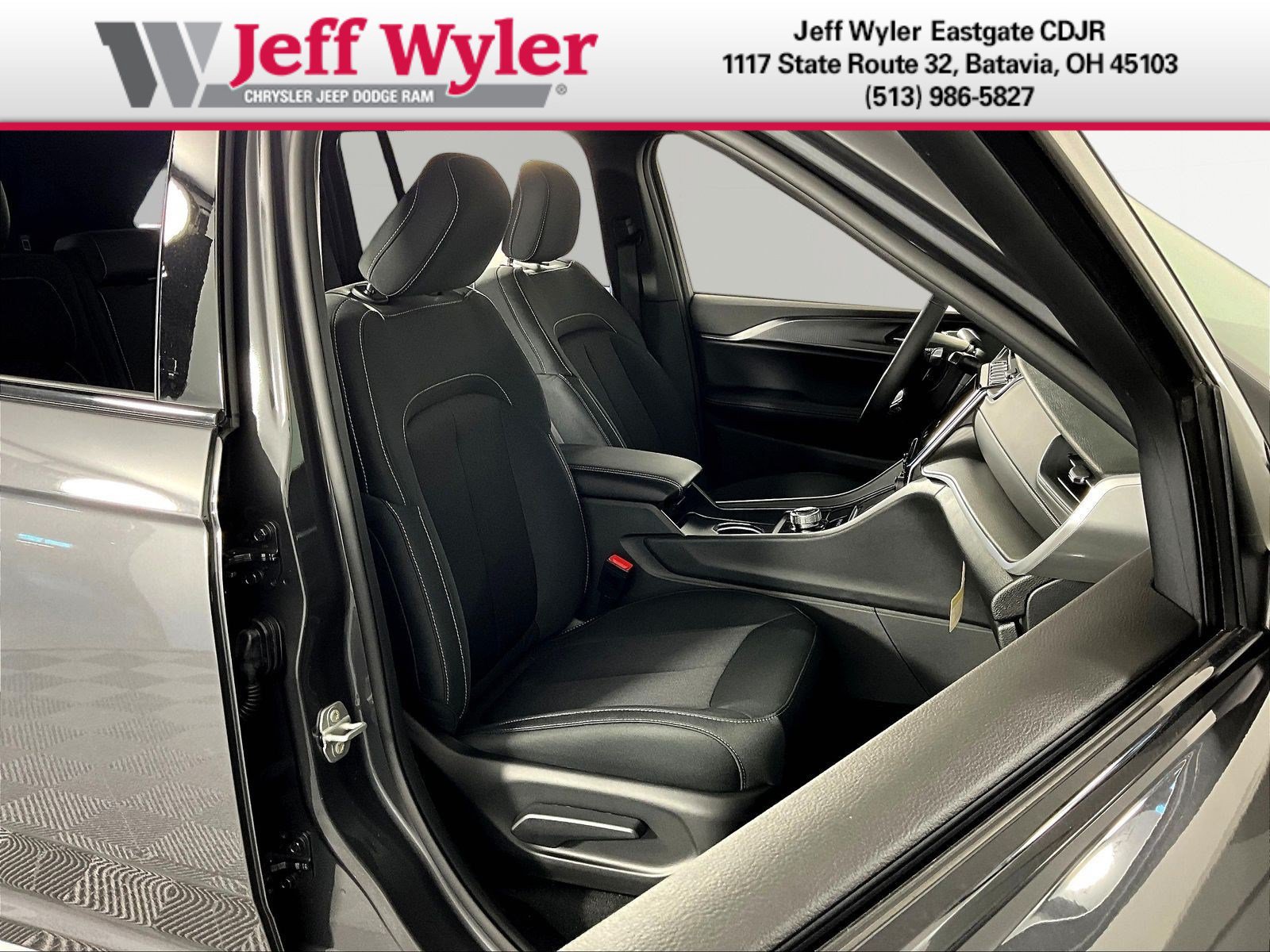 New 2026 Jeep Grand Cherokee Laredo X AWD/4WD image 19