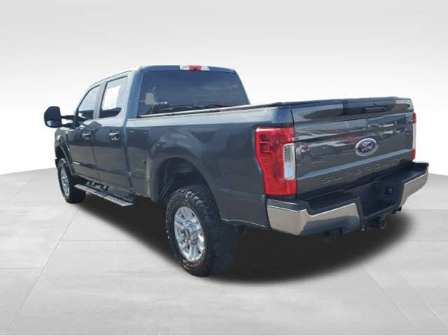 Used 2019 Ford F250 XL w/ STX Appearance Package AWD/4WD image 6