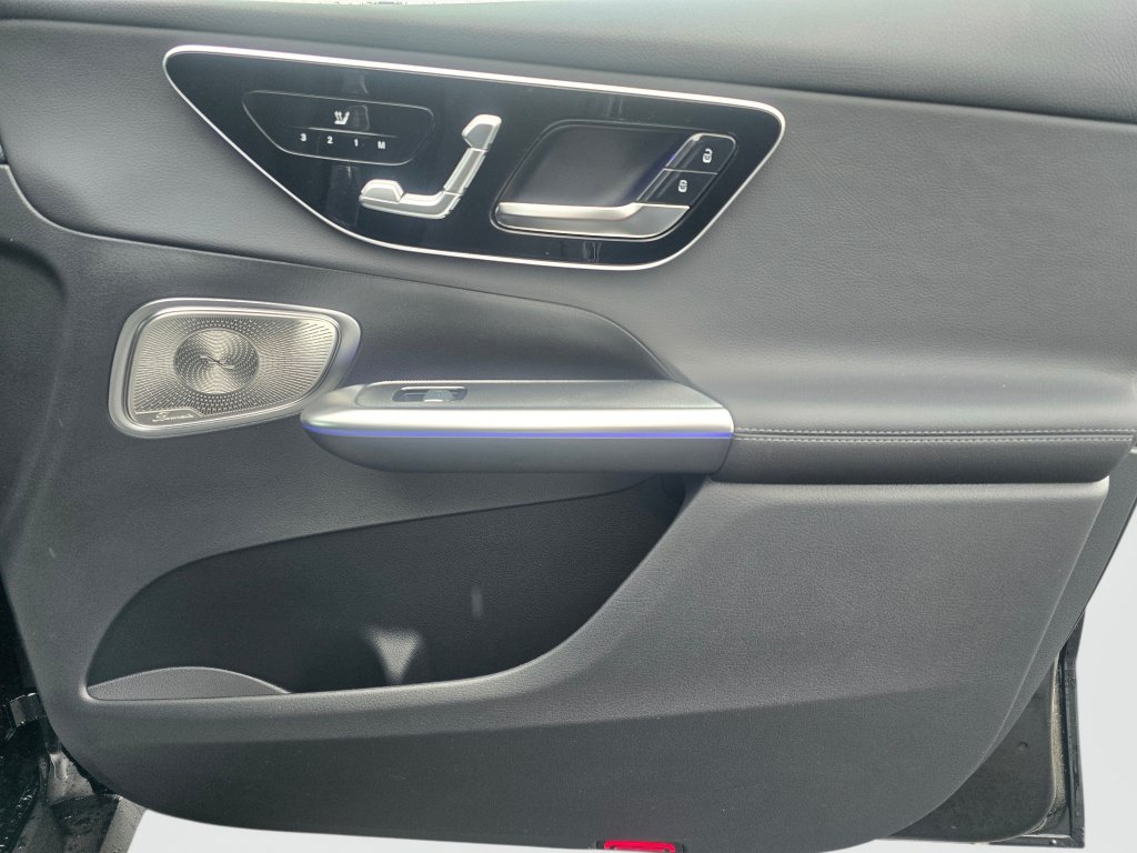 New 2026 Mercedes-Benz GLC 300 4MATIC image 24