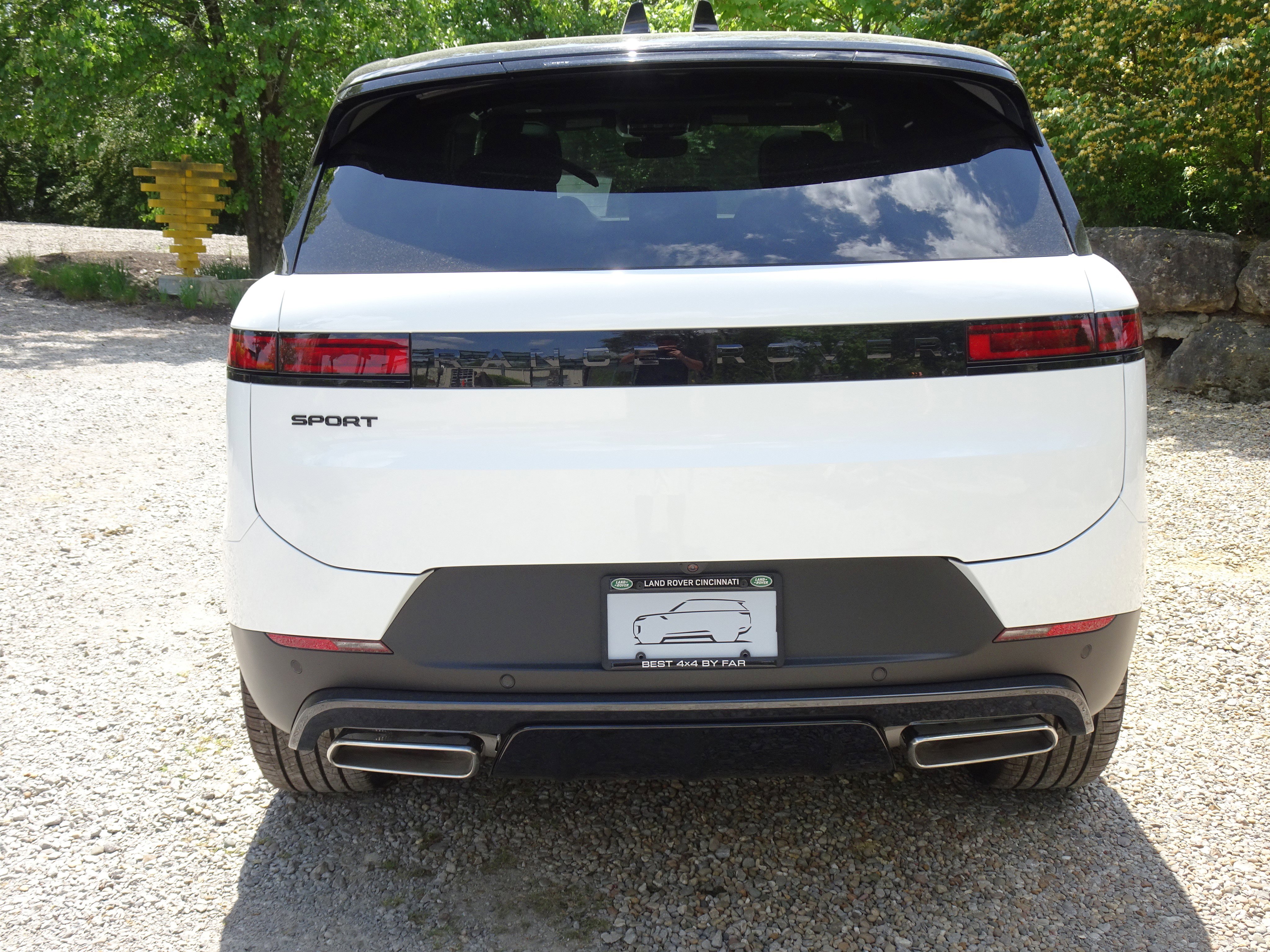 New 2026 Land Rover Range Rover Sport SE AWD/4WD image 11