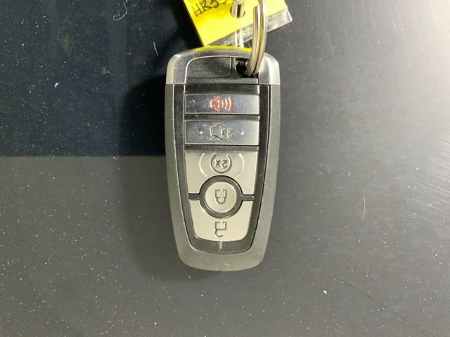 Used 2017 Ford Fusion SE w/ Equipment Group 202A FWD image 37