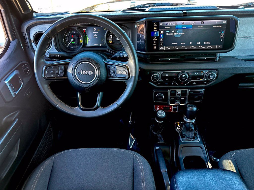Certified 2024 Jeep Wrangler Unlimited AWD/4WD image 22