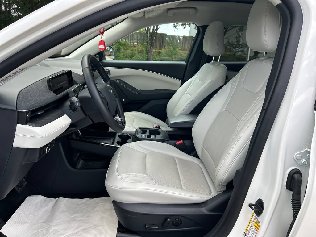 Used 2025 Ford Mustang Mach-E Premium AWD/4WD image 11