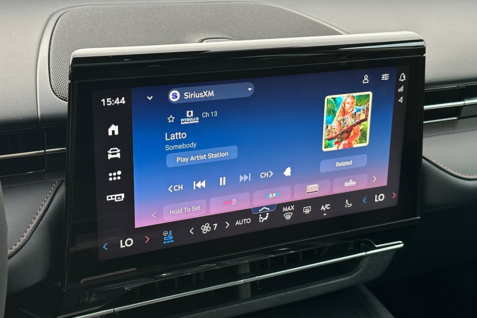 New 2026 Lincoln Nautilus Premier w/ Equipment Group 102A image 17