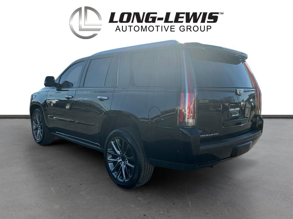 Used 2019 Cadillac Escalade Premium Luxury w/ Escalade Sport Edition image 4