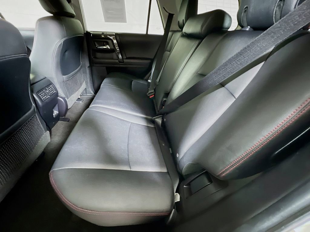 Certified 2020 Toyota 4Runner Venture w/ Moonroof Package AWD/4WD image 22