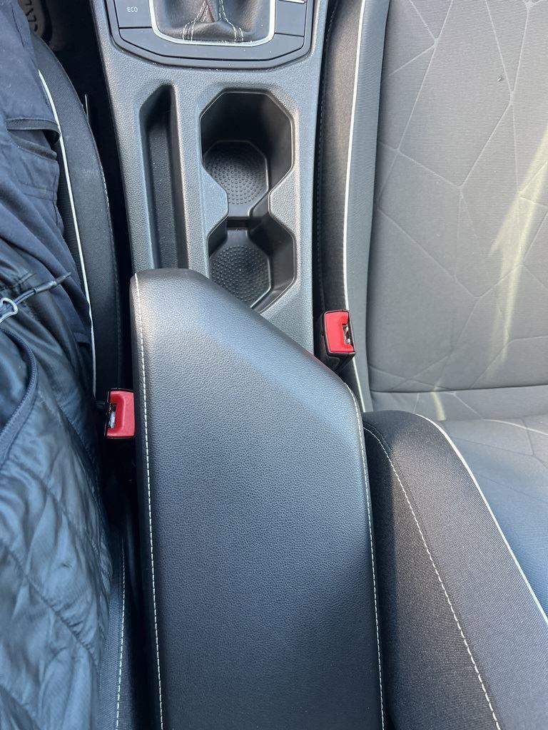 Used 2025 Volkswagen Jetta Sport image 22