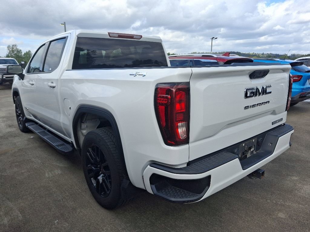 Used 2023 GMC Sierra 1500 Elevation w/ LPO, Elevation Black Package AWD/4WD image 8