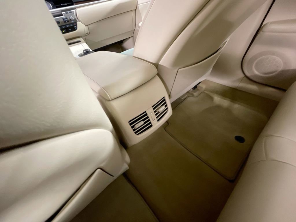 Used 2013 Lexus ES 350 image 21