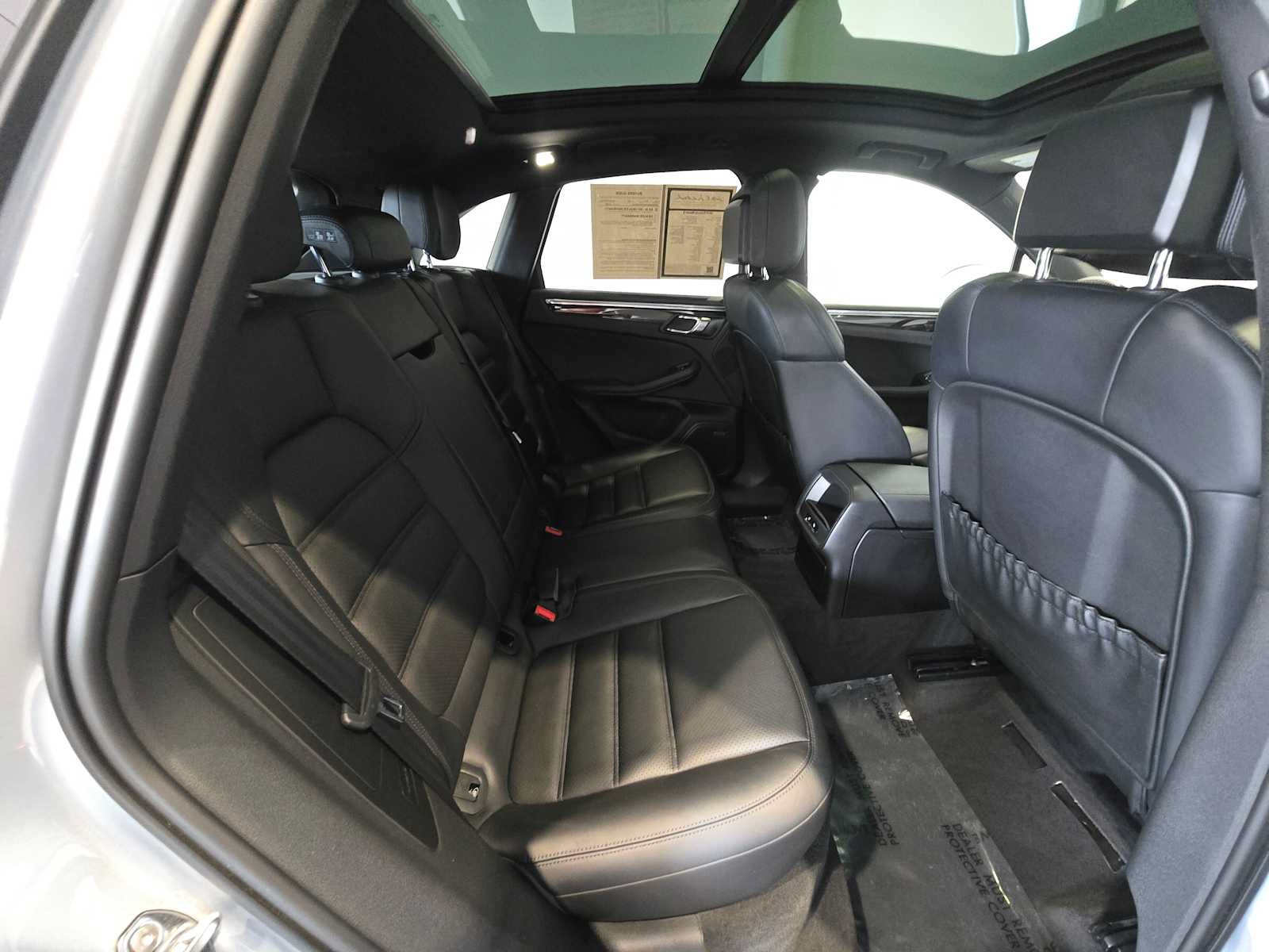 Used 2015 Porsche Macan S AWD/4WD image 13
