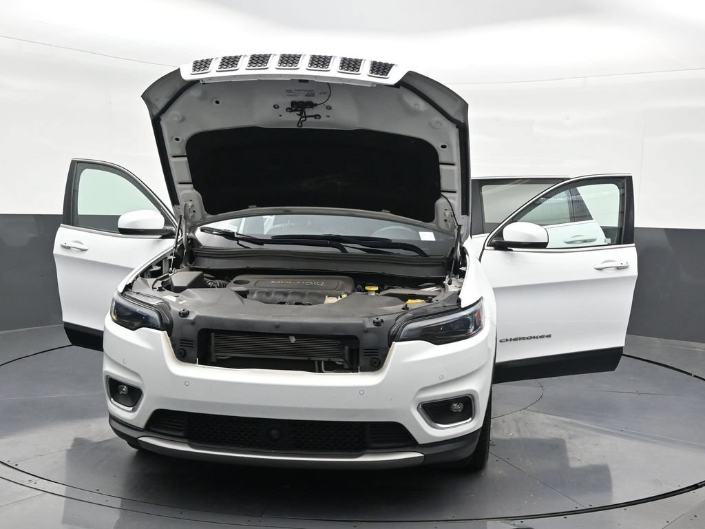 Used 2019 Jeep Cherokee Limited w/ Luxury Group FWD image 36