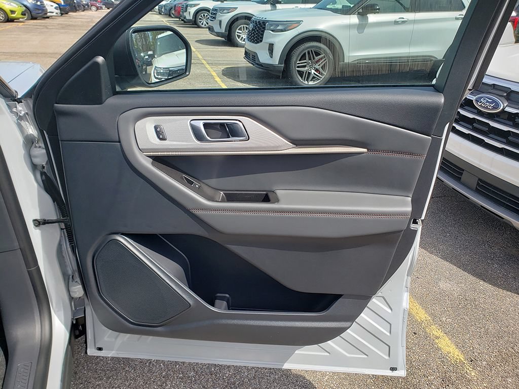 New 2026 Ford Explorer Active w/ Active Comfort Package AWD/4WD image 19