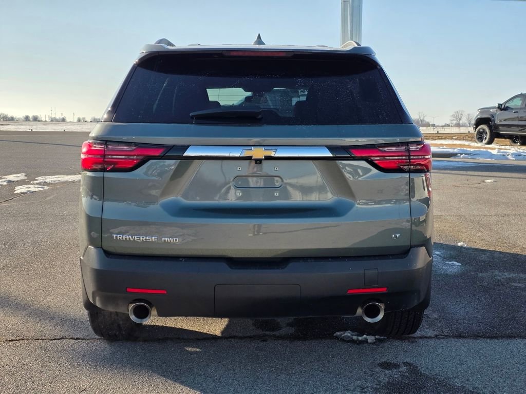 Used 2023 Chevrolet Traverse LT w/ LPO, Floor Liner Package image 6