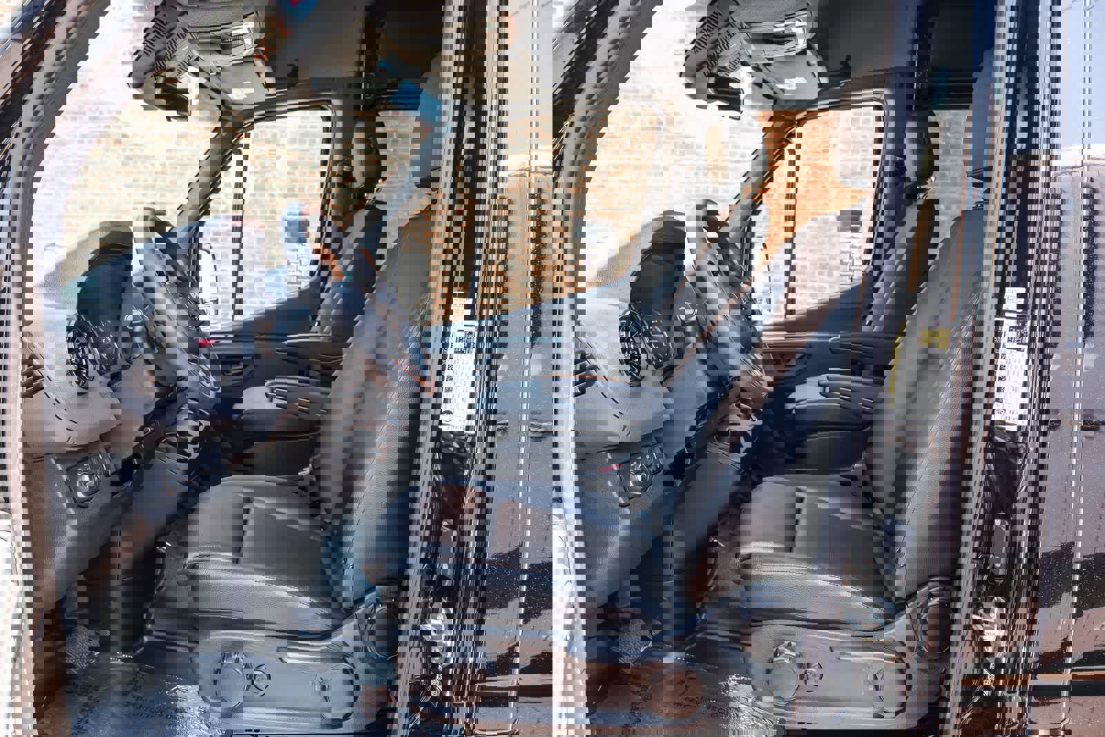 Used 2024 Mercedes-Benz Sprinter 2500 image 22