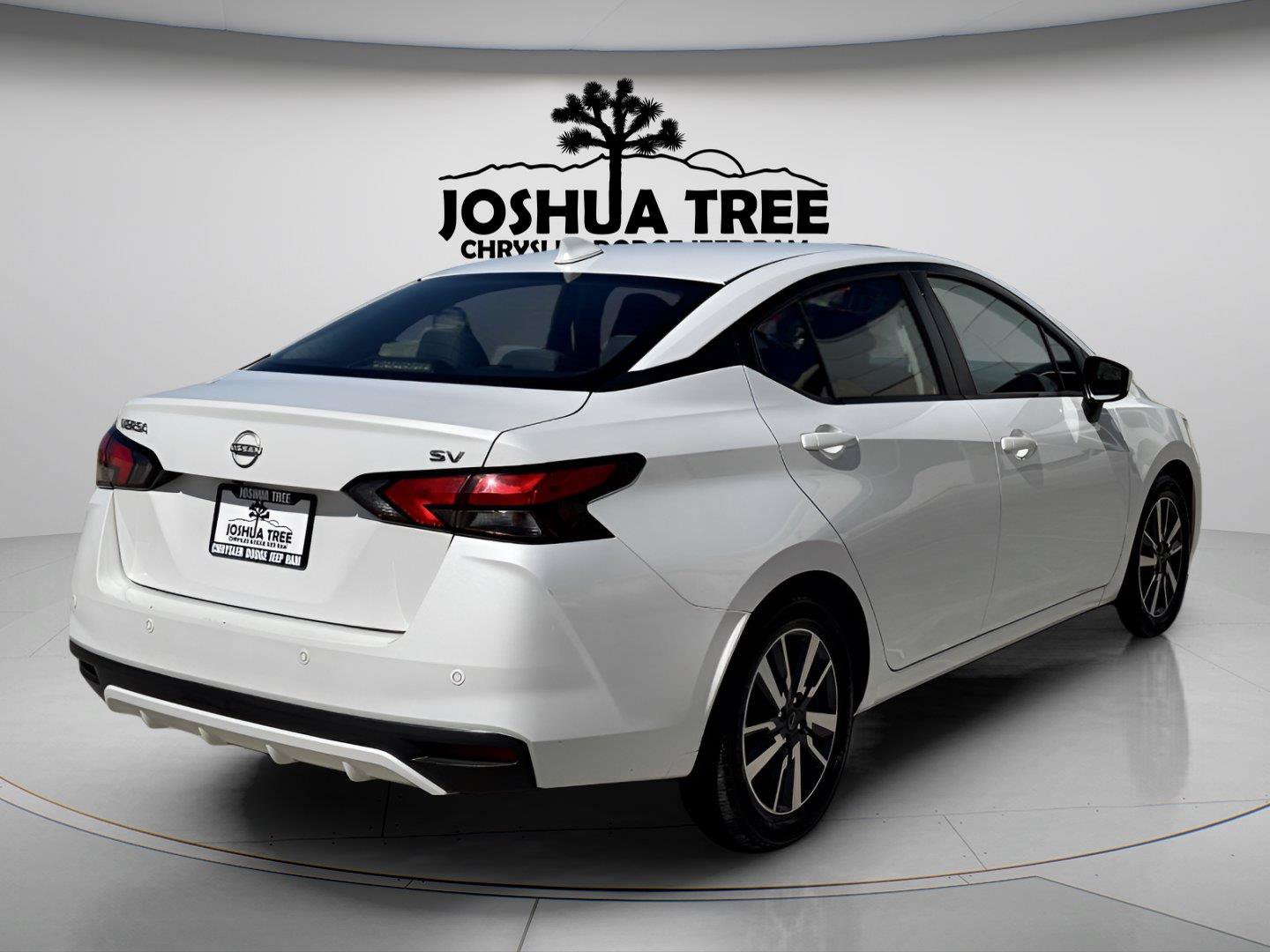Used 2023 Nissan Versa SV FWD image 6