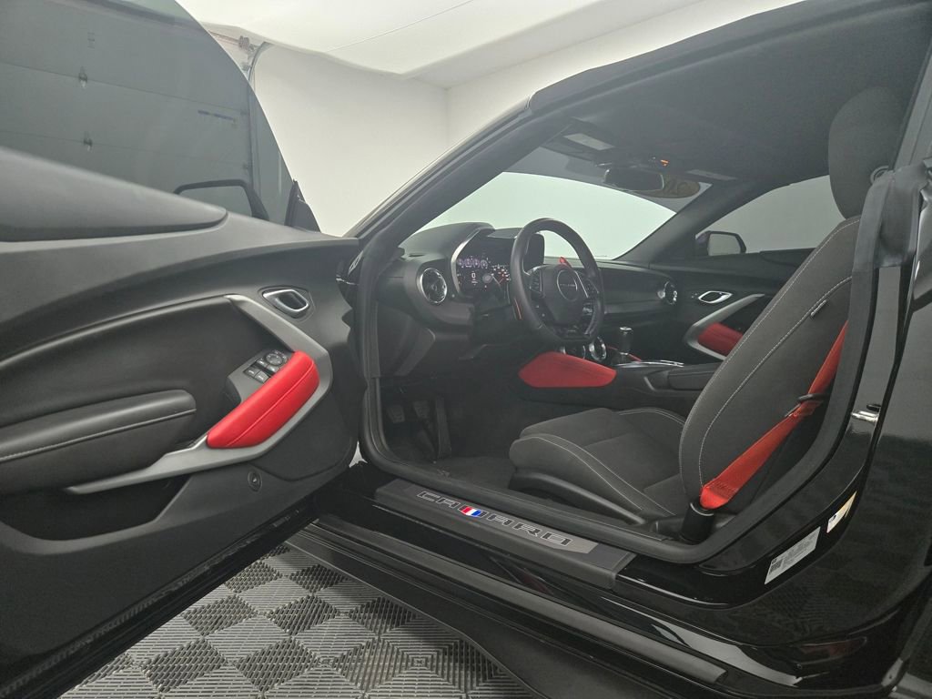 Used 2022 Chevrolet Camaro SS image 15