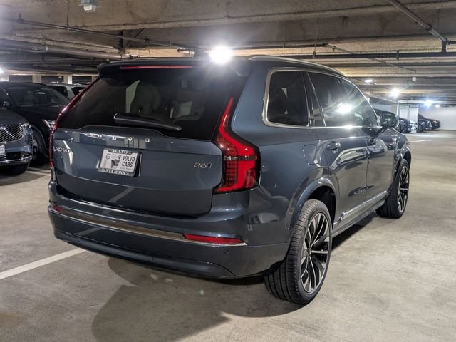 New 2026 Volvo XC90 B6 Ultra w/ Protection Package image 3