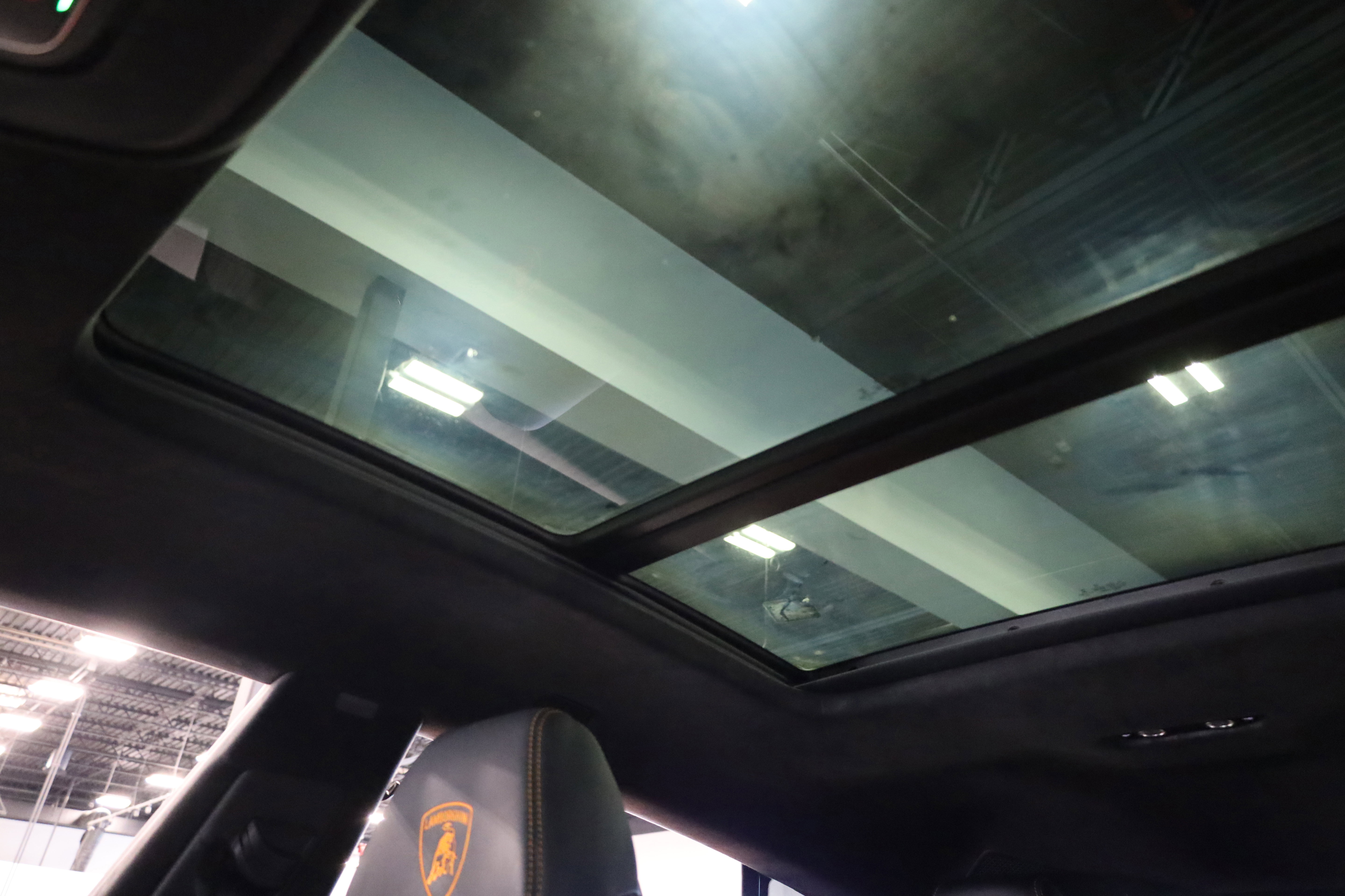 Used 2021 Lamborghini Urus image 34